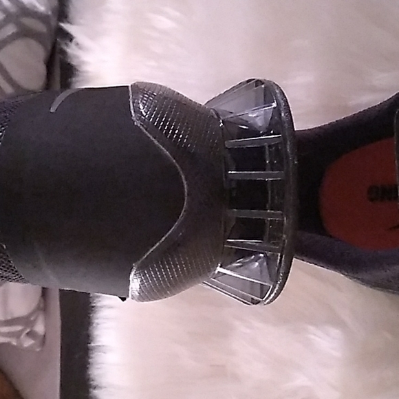 NIKE FLYWIRE - Picture 8 of 12